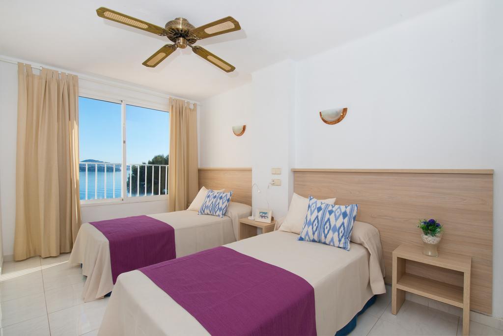 Apartamentos Calablanca Palma Nova  Bagian luar foto